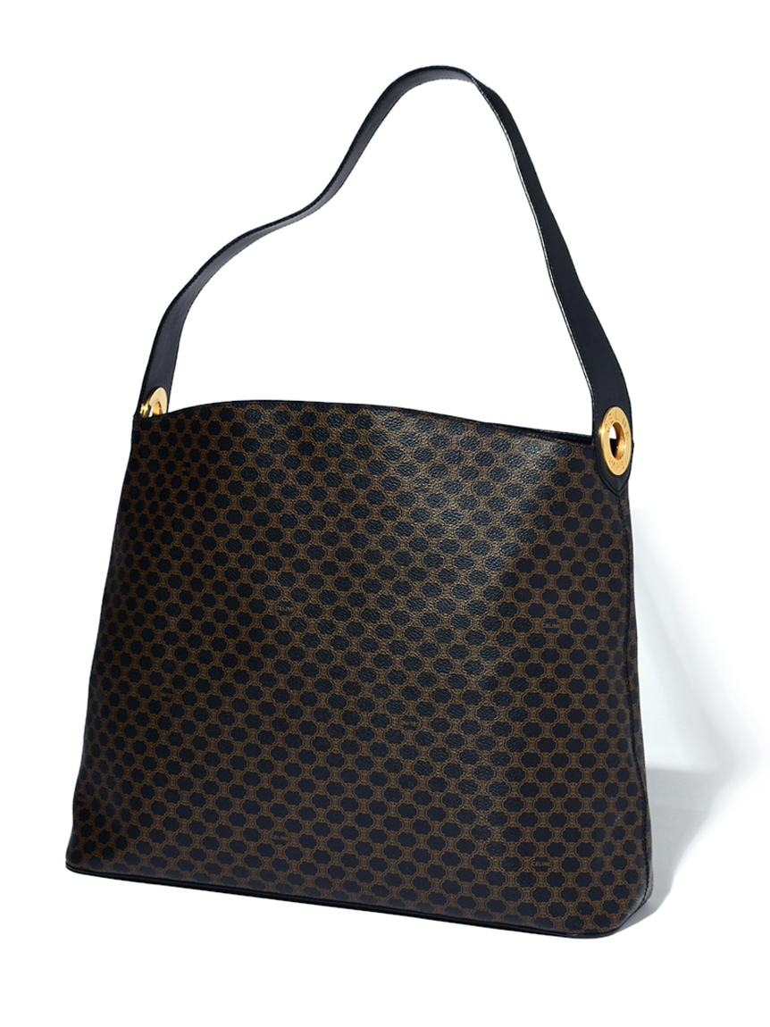 CELINEマカダムショルダーバッグ