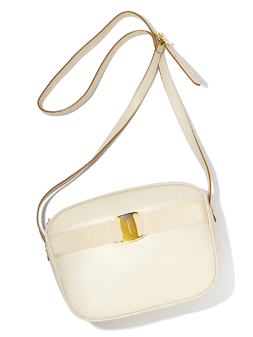 Salvatore Ferragamoヴァラスムースカーフショルダー