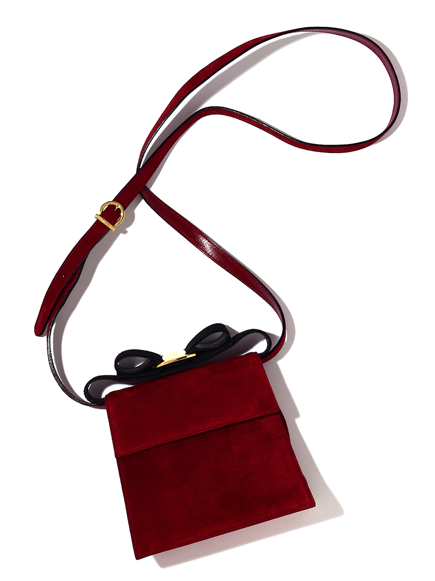 Salvatore Ferragamoヴァラスエード2wayショルダー