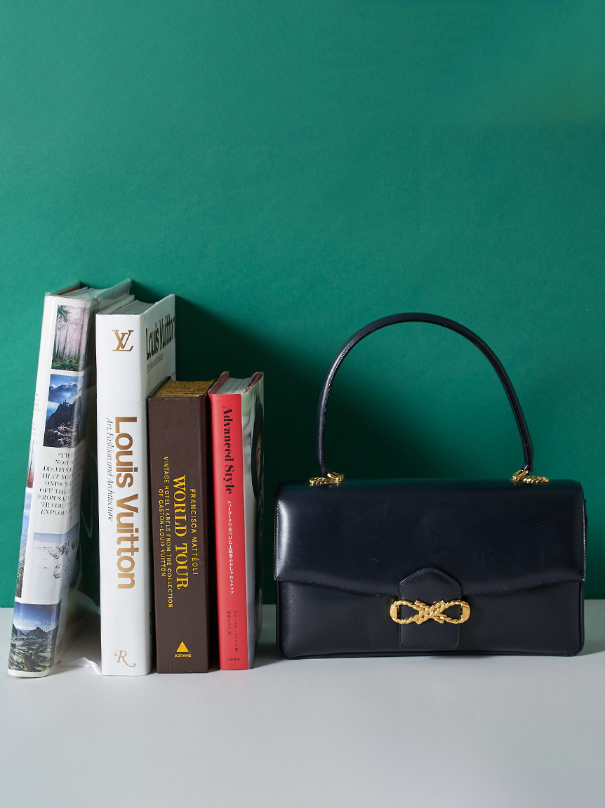 CELINE リボン金具フラップハンドバッグ(ヴィンテージバッグ 