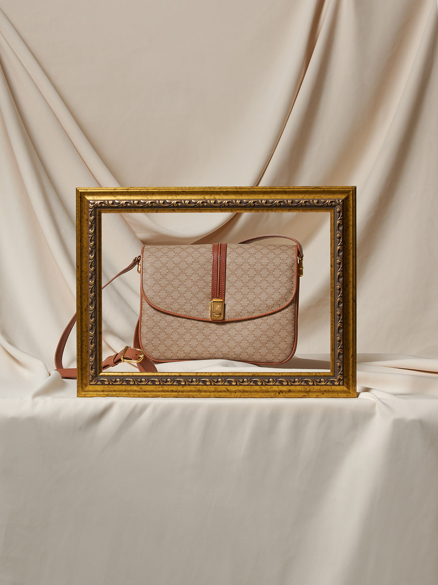 CELINE ブラウン アクリル キーホルダー CELINE ブラウン アクリル