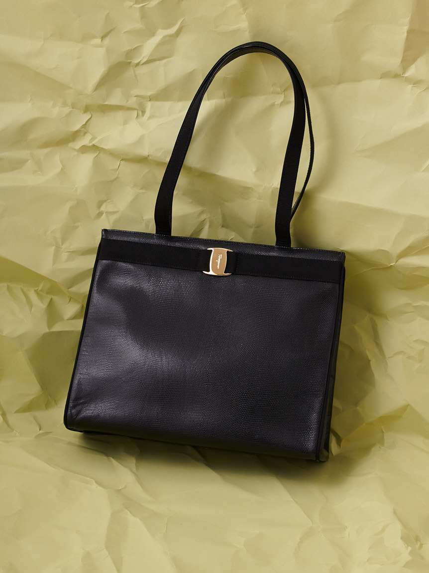 良品✨A4可 フェラガモ トートバッグ リザード型押し ヴァラ金具 肩掛け Salvatore Ferragamo ヴァラ型押リザードトート(ヴィンテージバッグ