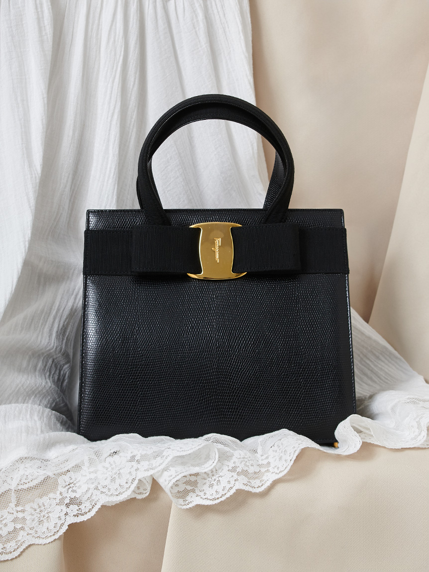 Salvatore Ferragamo ヴァラ型押リザードハンドバッグ(ヴィンテージ