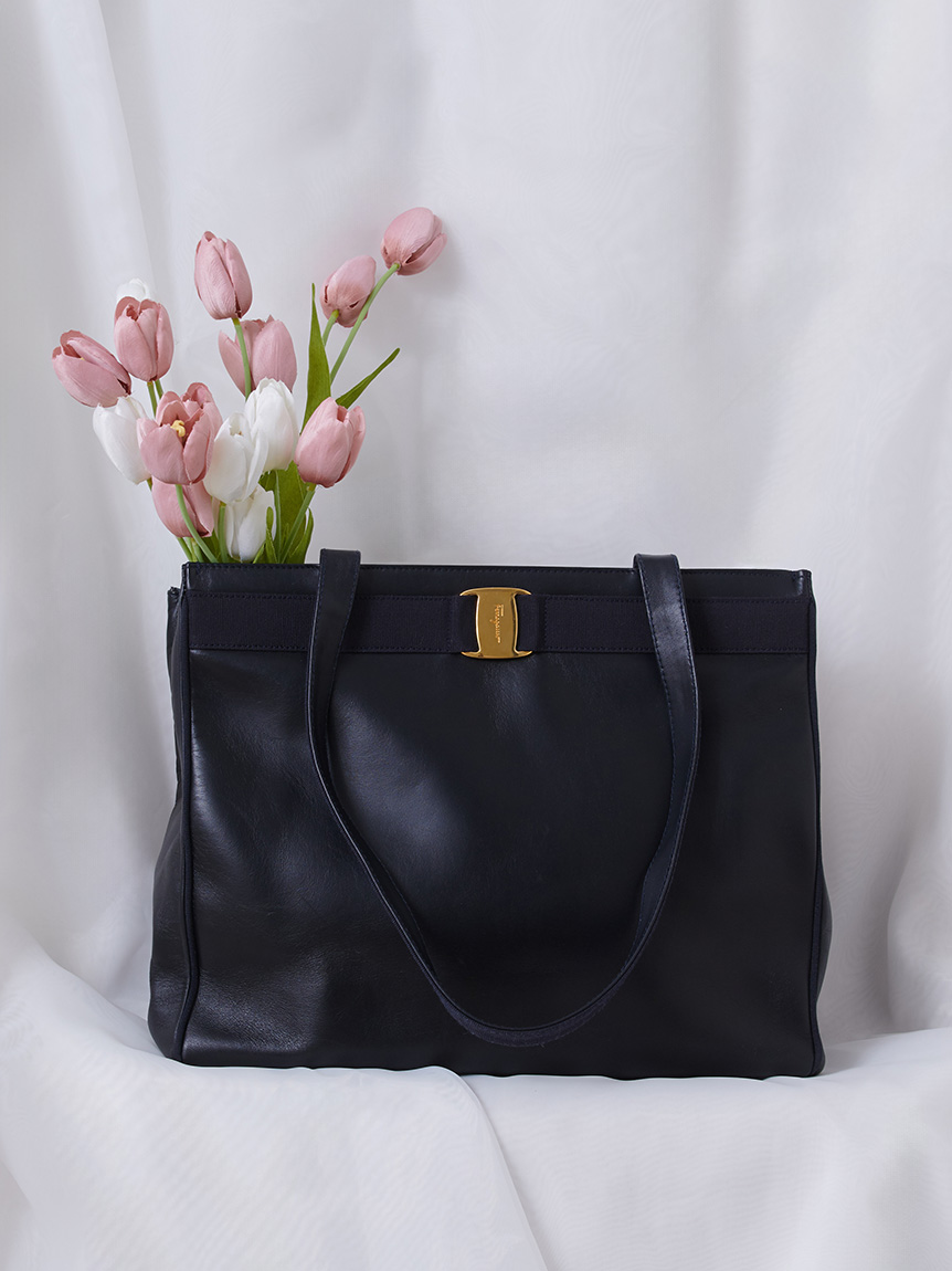 Salvatore Ferragamoヴァラカーフスクエアトート(ヴィンテージバッグ