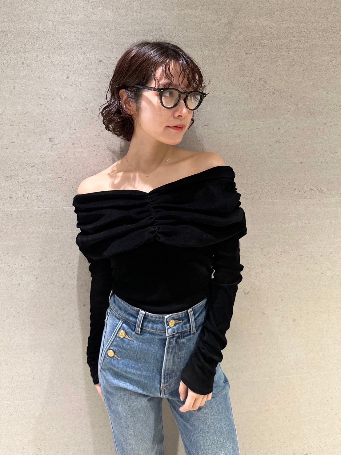 完売アイテム！LilyBrown  オフショル LILY BROWN Lingerie】カップインオフショルダーボディ(Tシャツ