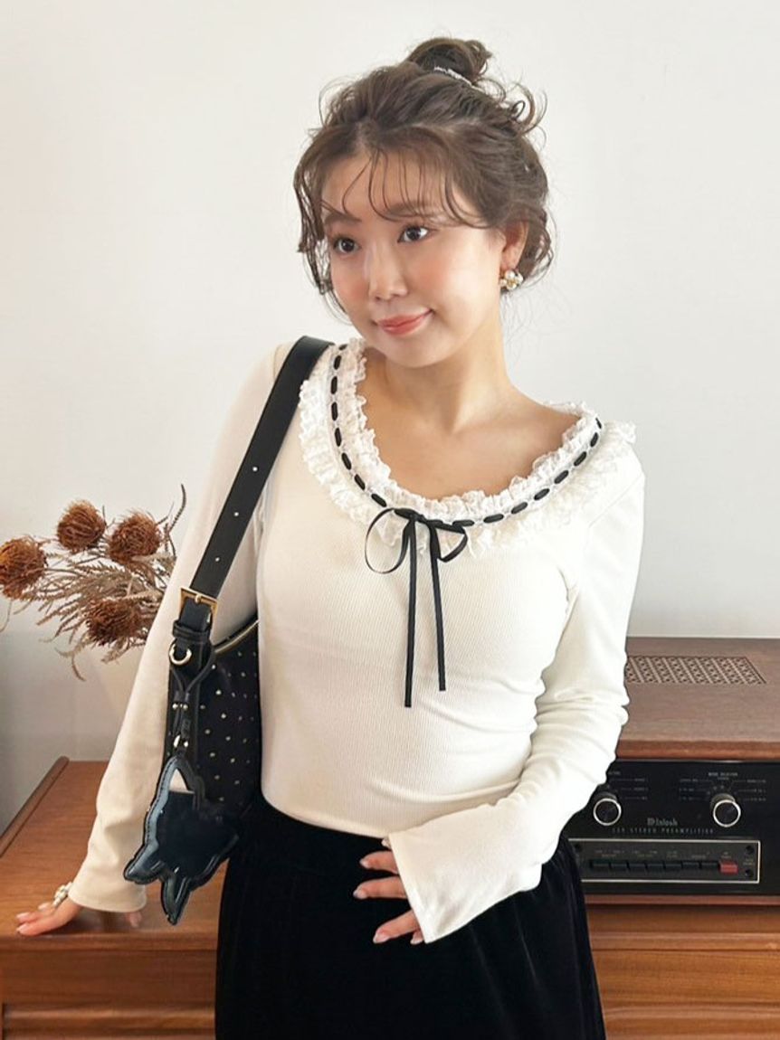 LILY BROWN Lingerie】フリルレースボディスーツ(Hearts2Hearts着用