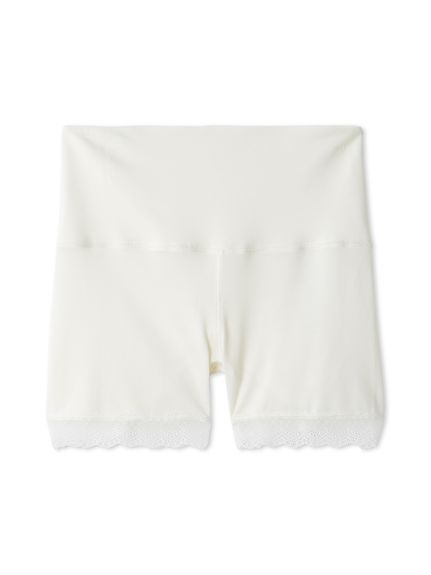 新品未使用LILY BROWN サイドラインショートパンツ　ホワイト LILY BROWN Lingerie】メルティヒートショートパンツ（吸湿発熱機能付