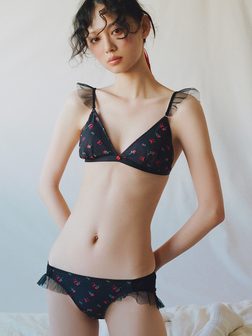 LILY BROWN（リリーブラウン）公式サイト／オフィシャル通販サイト