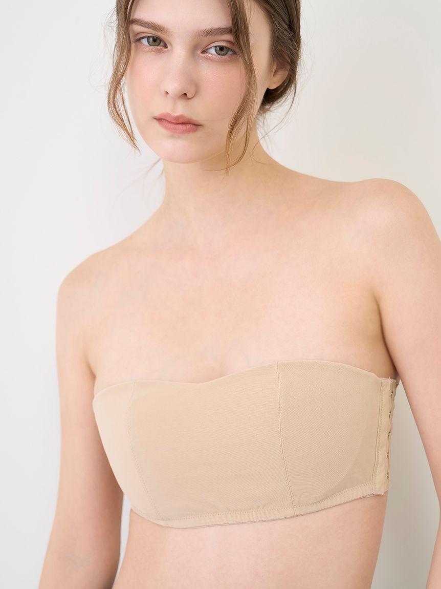 【LILY BROWN Lingerie】シアーファンデ　ストラップレスブラ