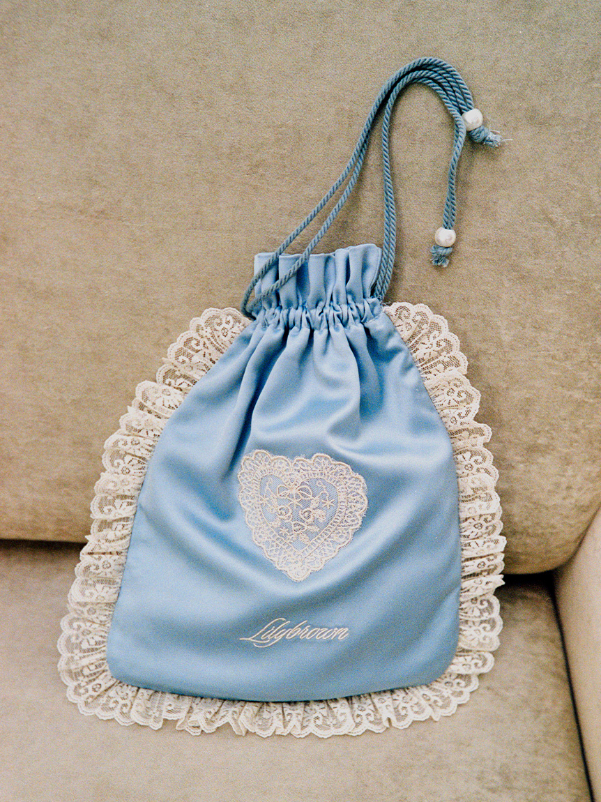 LILY BROWN Lingerie】Love letterサテンレースポーチ(ポーチ