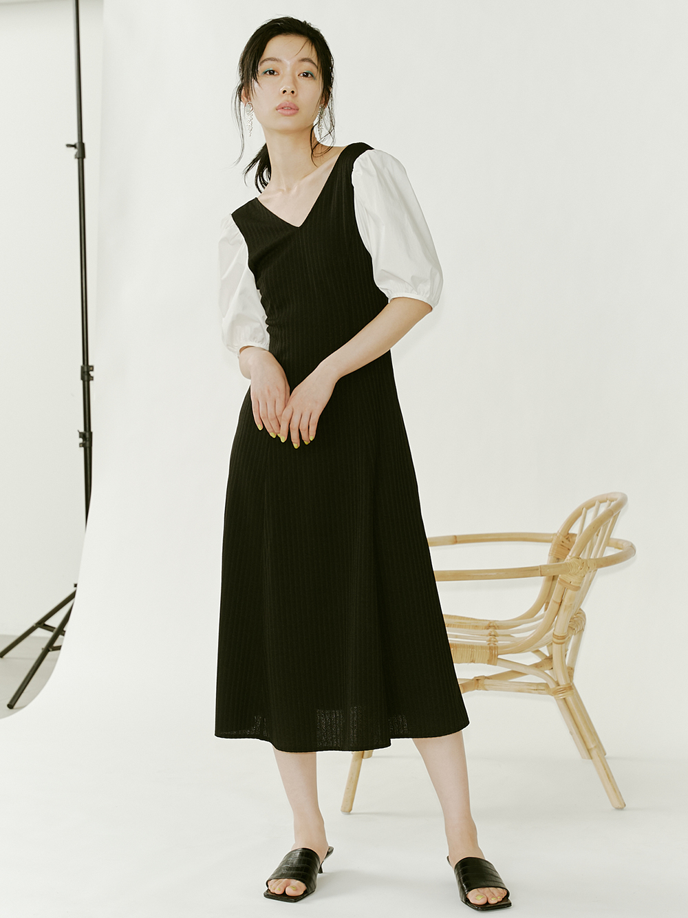 カットバックシャンワンピース 膝丈ワンピース ワンピース Lily Brown リリーブラウン の通販サイト 公式