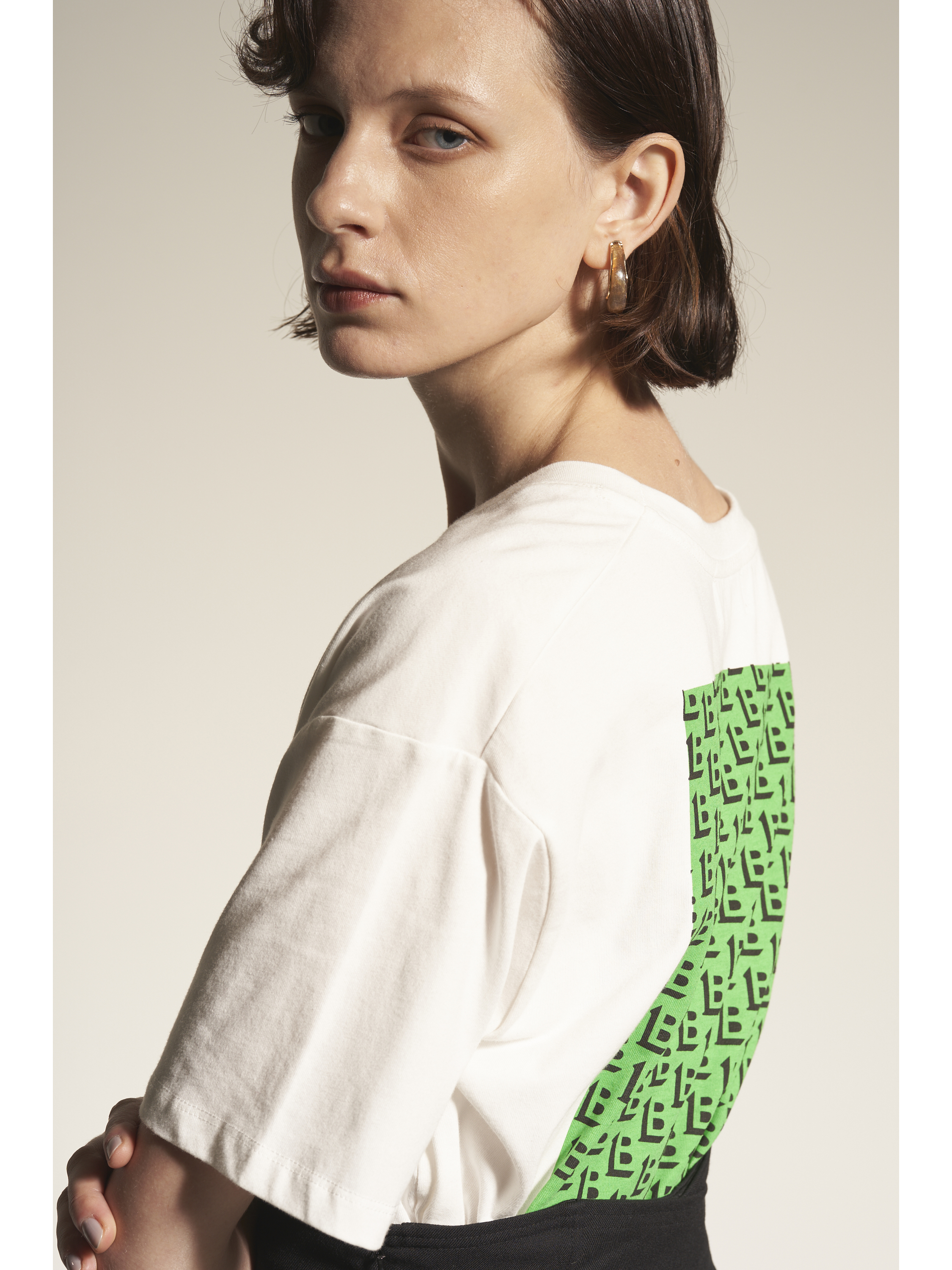 Lilybrownモノグラムtシャツ カットソー トップス Lily Brown リリーブラウン の通販サイト 公式