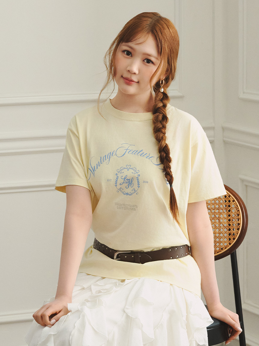 LILY BROWN×Hearts2Hearts】エンブレムロゴTシャツ(Tシャツ