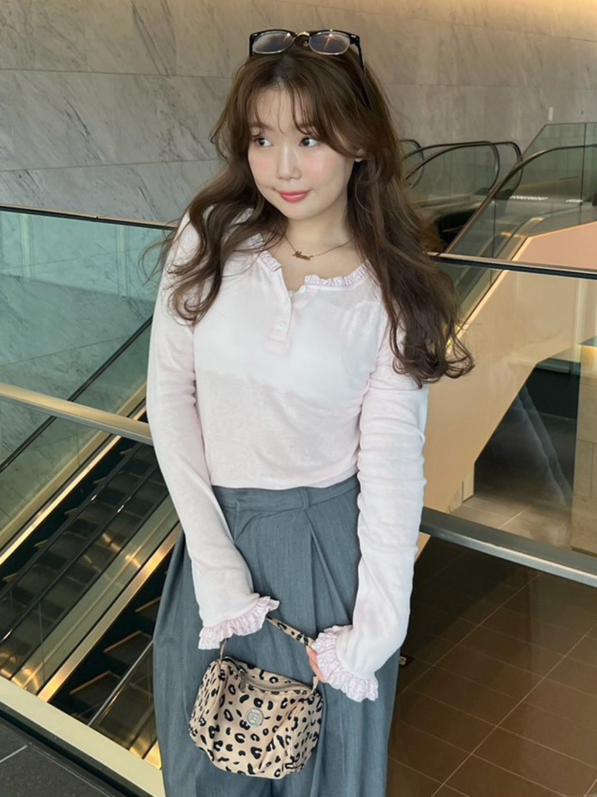 最終価格　新品　タグ付きリリーブラウン　カットソー Tシャツ・カットソー｜LILY BROWN（リリー ブラウン）の通販サイト【公式】
