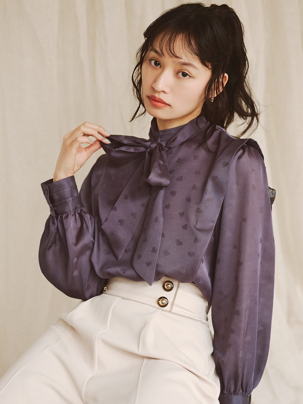 ハートジャガードボウタイブラウス ブラウス トップス Lily Brown リリーブラウン の通販サイト 公式