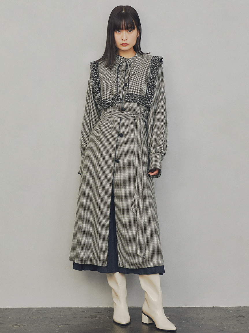 最新入荷 最終値下げ Lily Brown ブラック エンブロイダリービックカラーコート ロングコート