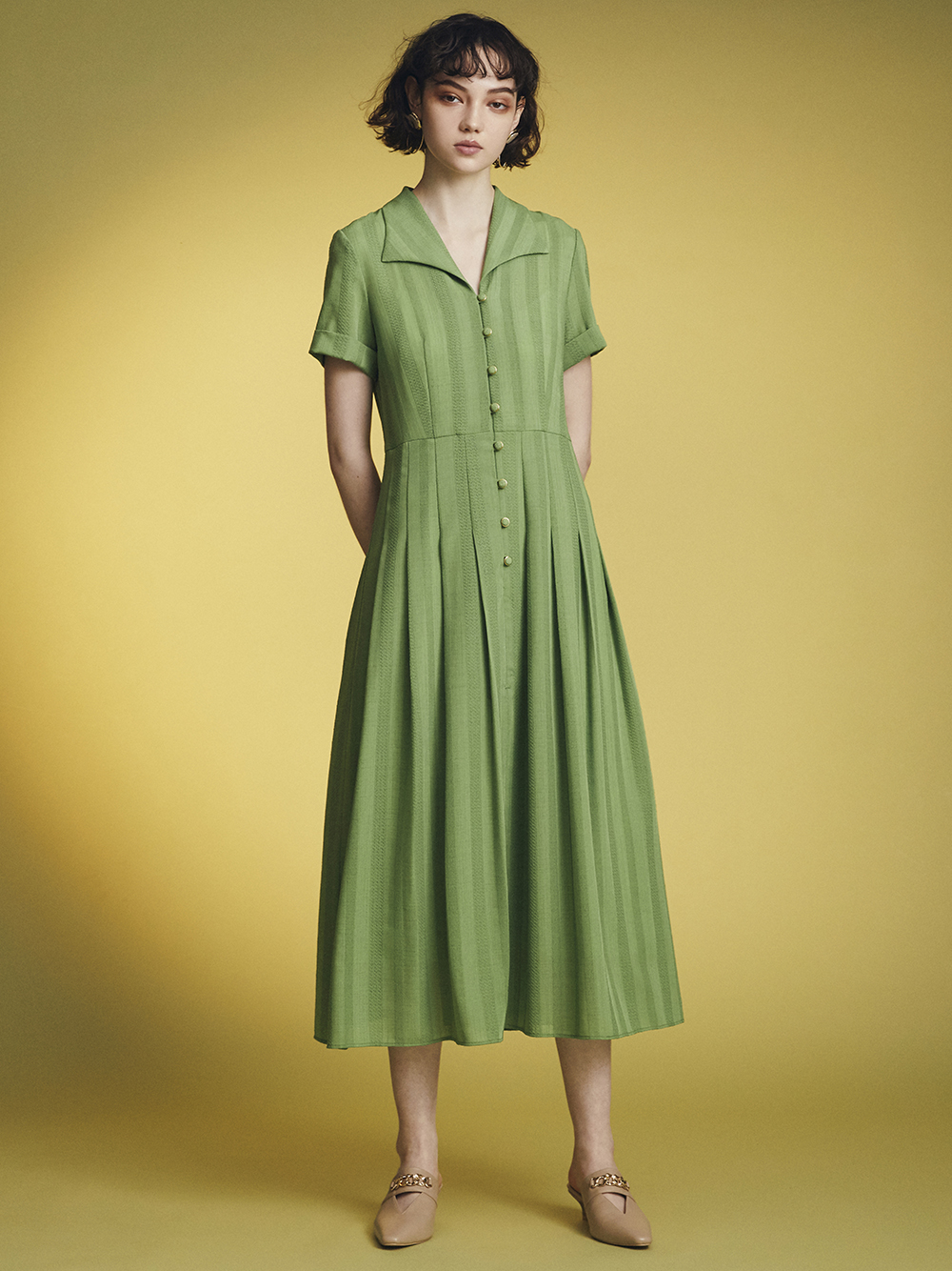 クラシカルタックワンピース