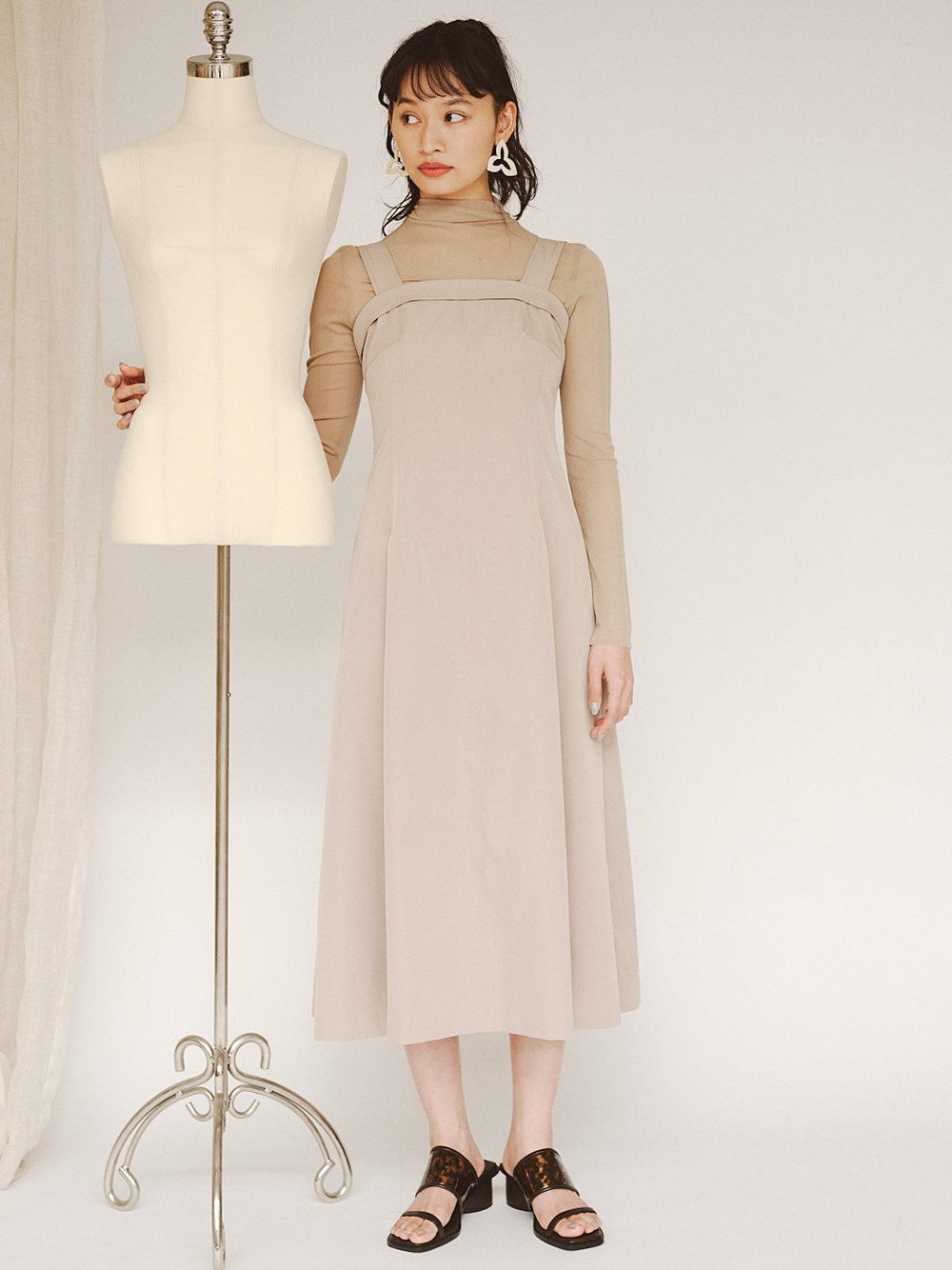 ワンピース Lily Brown リリーブラウン の通販サイト 公式