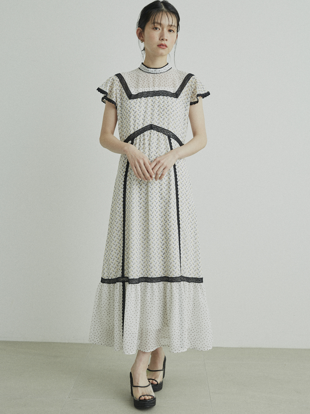 フラワー切替ワンピース マキシ ロングワンピース ワンピース Lily Brown リリーブラウン の通販サイト 公式