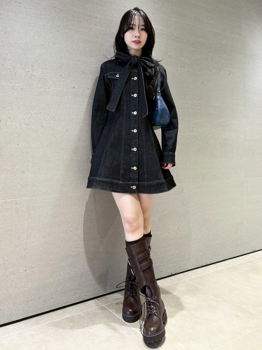 【11月21日〜27日まで出品を停止します】リリーブラウン　プリーツワンピース 2wayボウタイプリーツワンピース(マキシ・ロングワンピース