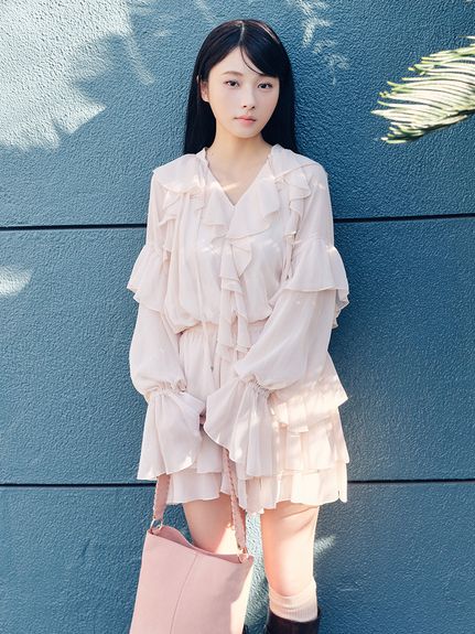 【新品未使用】リリーブラウン　ドレープフリルセットアップ ドレープフリルセットアップ(セットアップアイテム)｜LILY BROWN