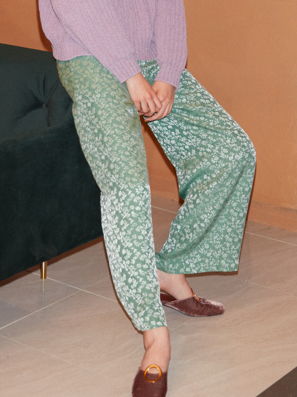 ハイウエストJQタックパンツ