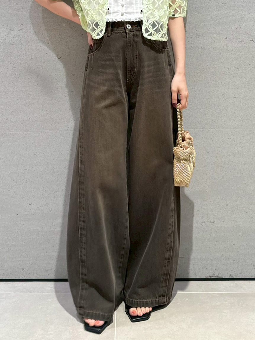 ルーズフィットワイドデニムパンツ（その他パンツ）｜LILY BROWN