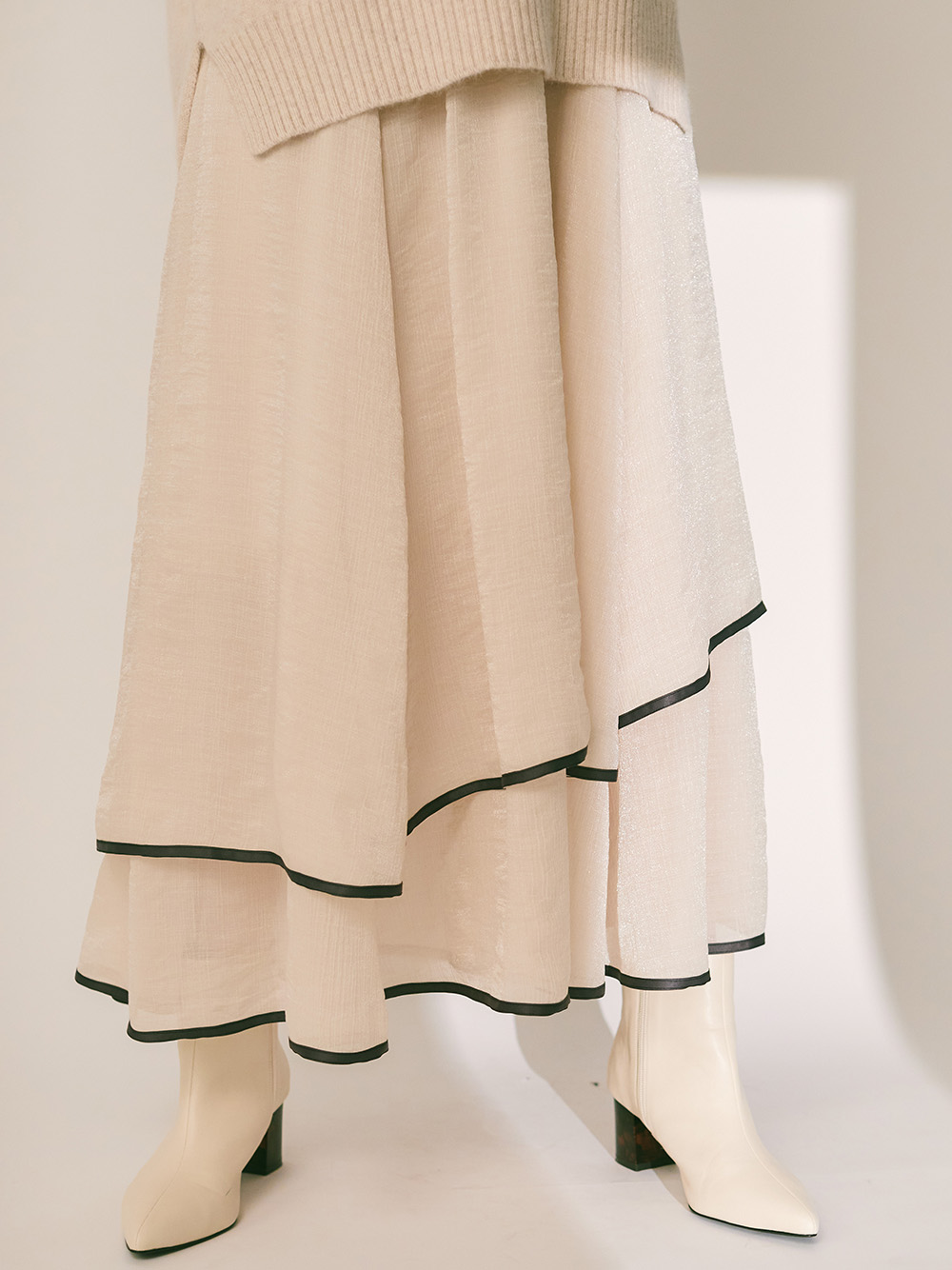 裾パイピングシフォンスカート