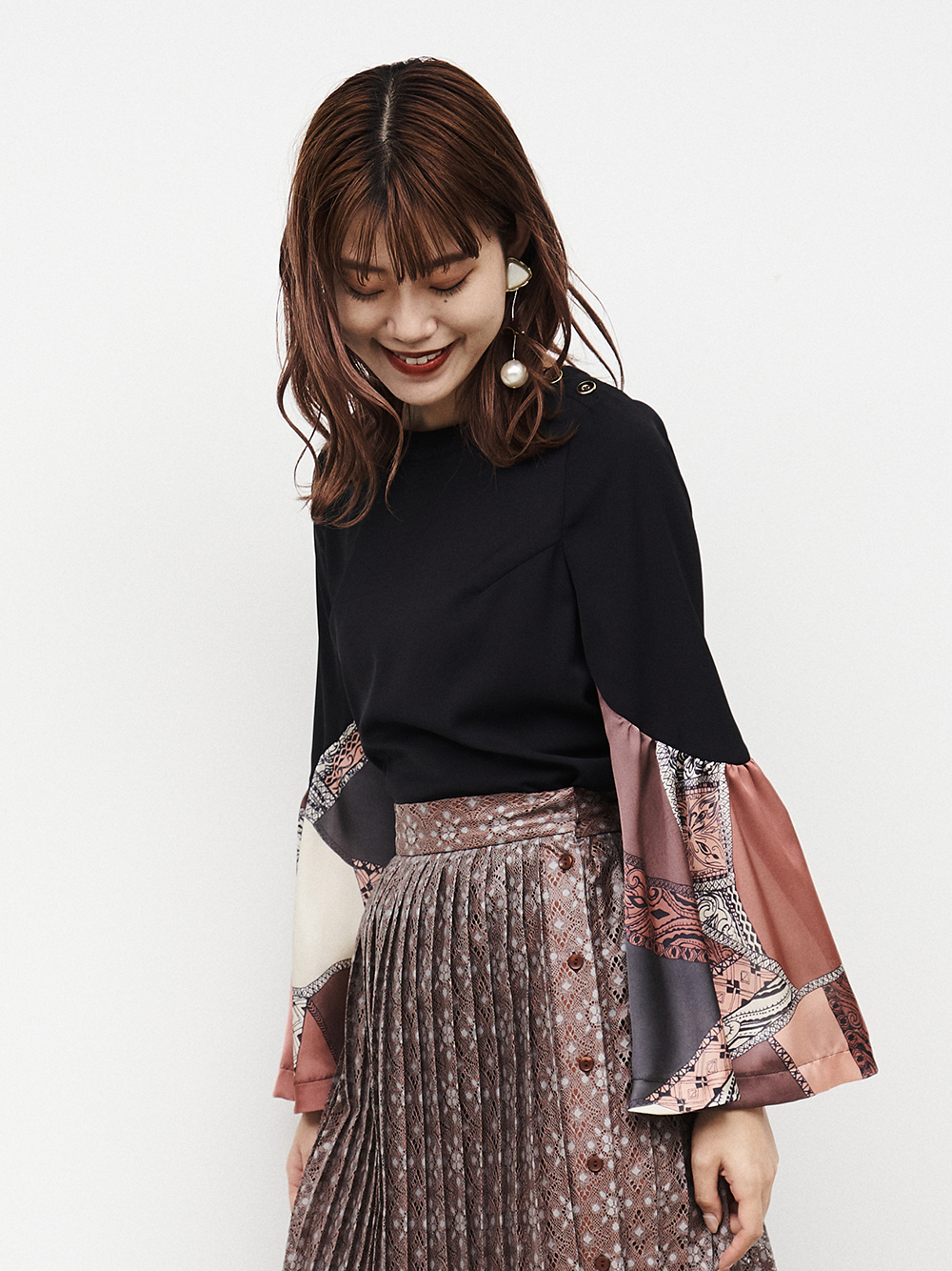 袖カラーブロックトップス