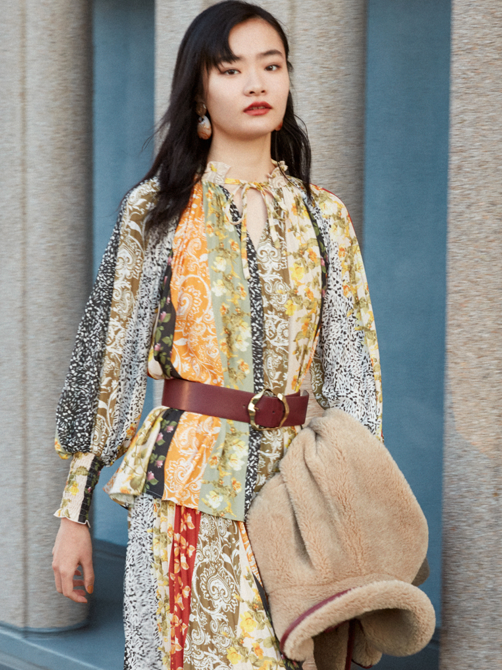 総柄プリーツトップス