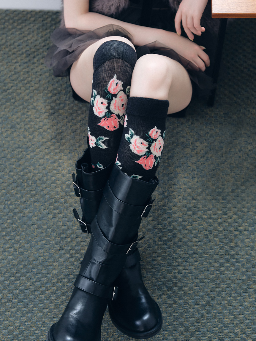 新品Lily Brown リリーブラウン ベロア ロングブラック　パフスリーブ LILY BROWN 新作10%OFF リリー ブラウン ワンピース 25秋冬 エン