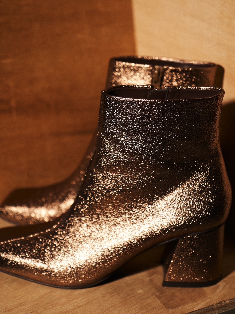 シンプルショートブーツ