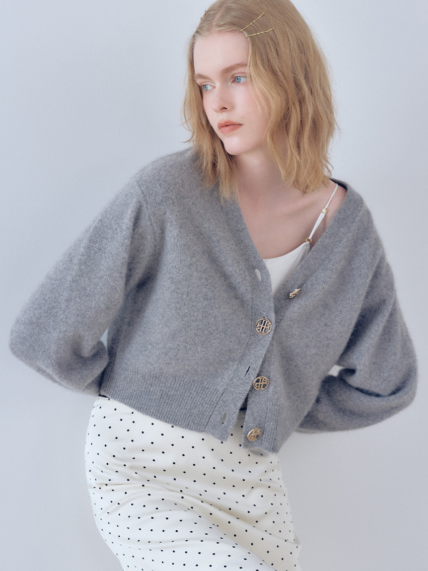 現行☆新品☆リリーブラウン　LBロゴボタン　フォックスカーデ　ネイビー　雑誌掲載 現行☆新品☆リリーブラウン LBロゴボタン フォックスカーデ