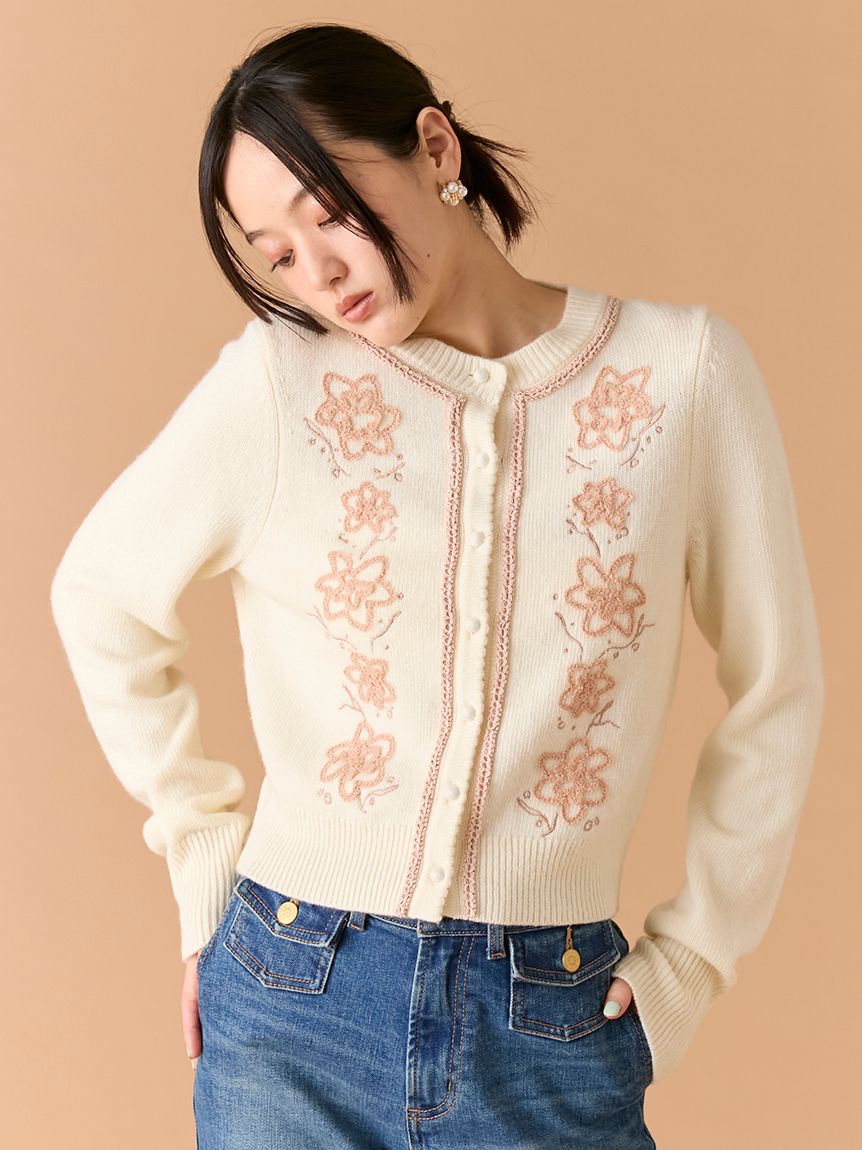 LILYBROWN L.B CANDY STOCKフラワービーズ刺繍カーディガン フラワーモチーフカーディガン(カーディガン)｜トップス｜LILY BROWN