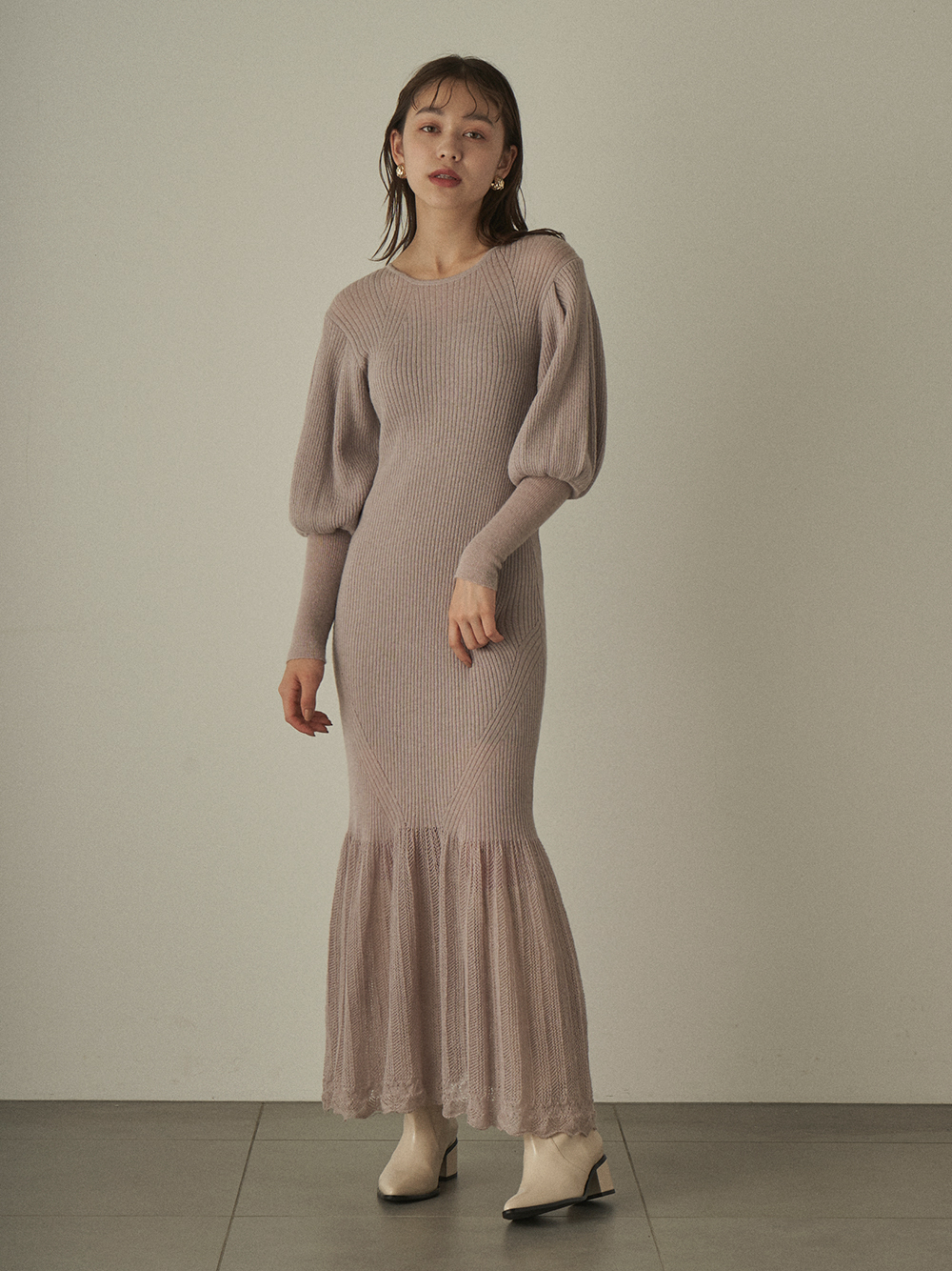 チャイナディティールニットワンピース ニットワンピース ワンピース Lily Brown リリーブラウン の通販サイト 公式