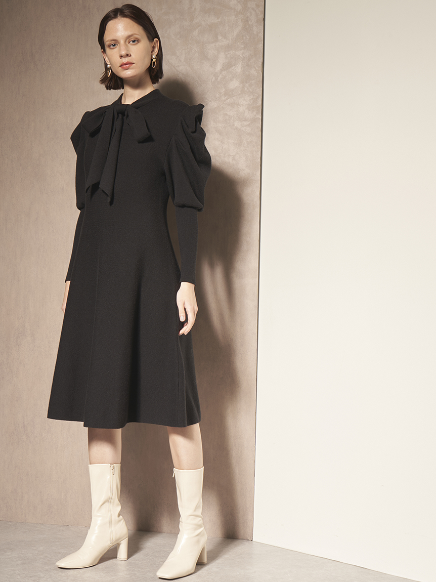 バックリボンaラインニットワンピース ミニワンピース ワンピース Lily Brown リリーブラウン の通販サイト 公式