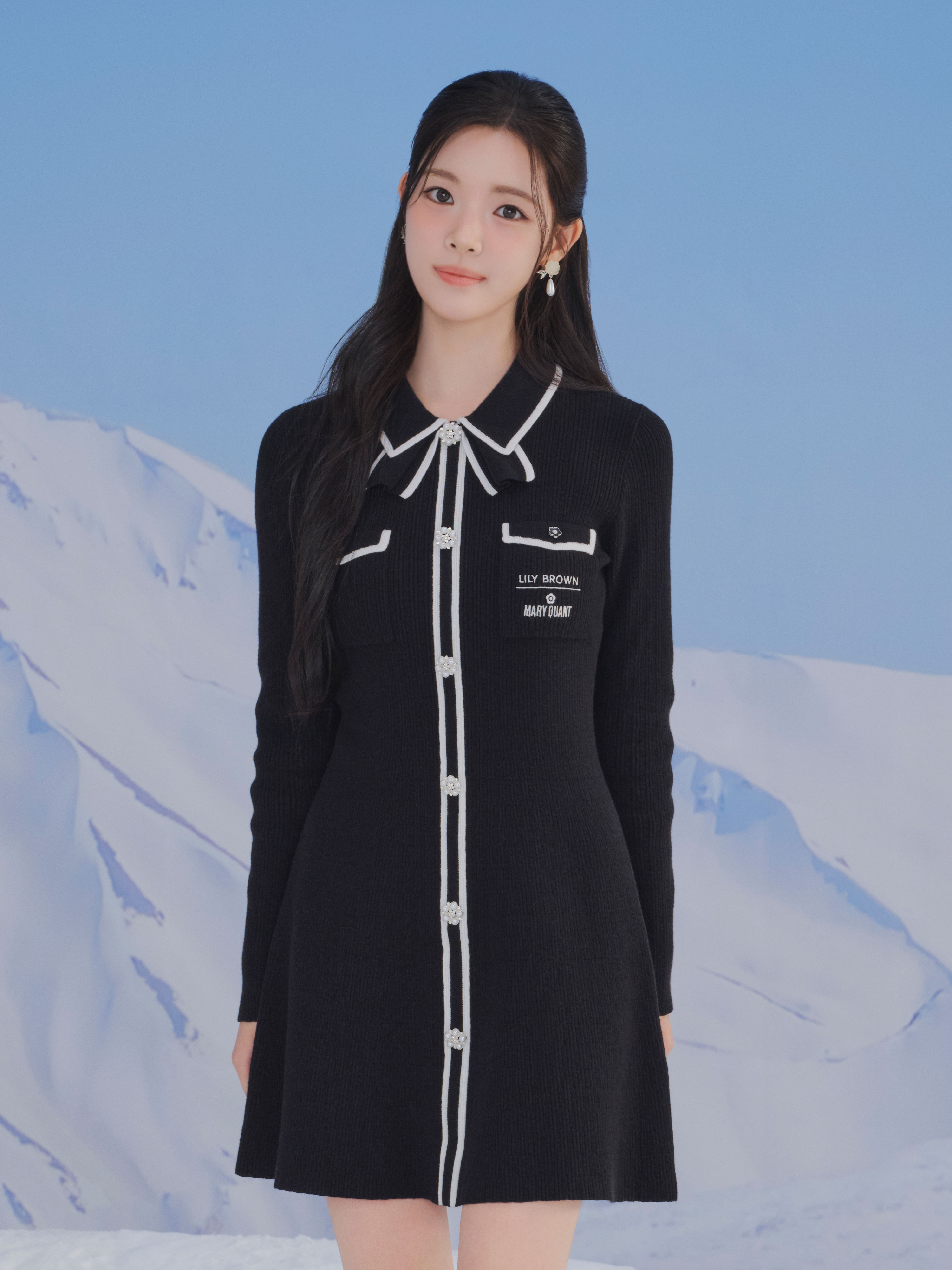 LILY BROWN×MARY QUANT】デイジー釦付きビジューミニニットワンピース