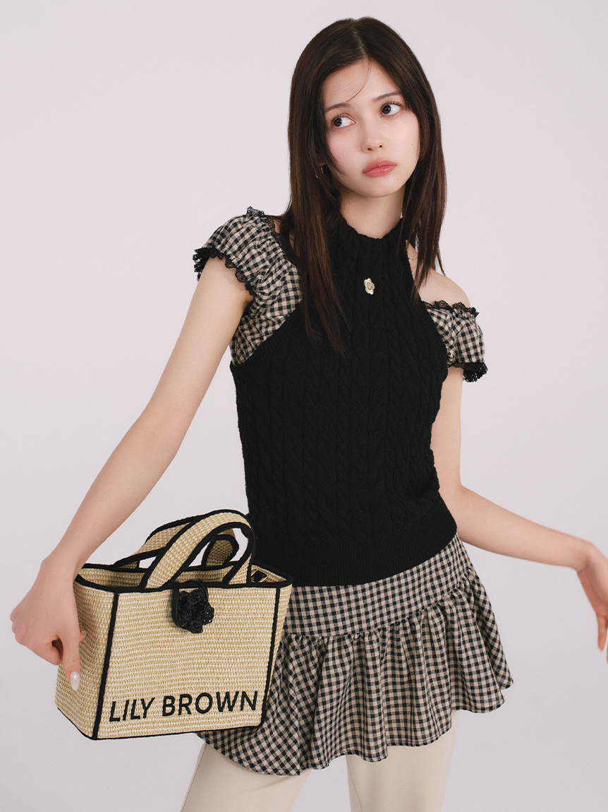 LILY BROWN×MARY QUANT】デイジー刺繍アメスリケーブルニット