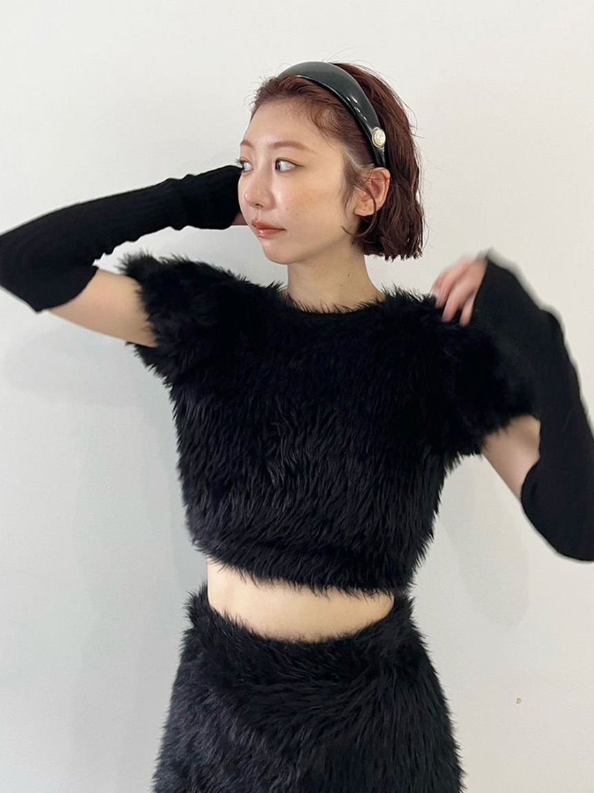 ◆未使用品❣️リリーブラウン レースカラーニットトップス 黒 LILYBROWN LILY BROWN（リリーブラウン）の「レース編みニットトップス