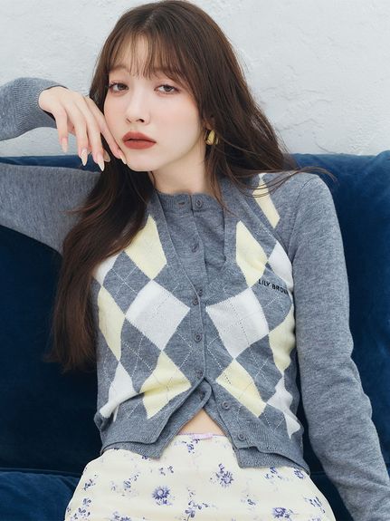 3/25までの特価】LILY BROWN グレージップフーディー 24秋冬 楽天市場