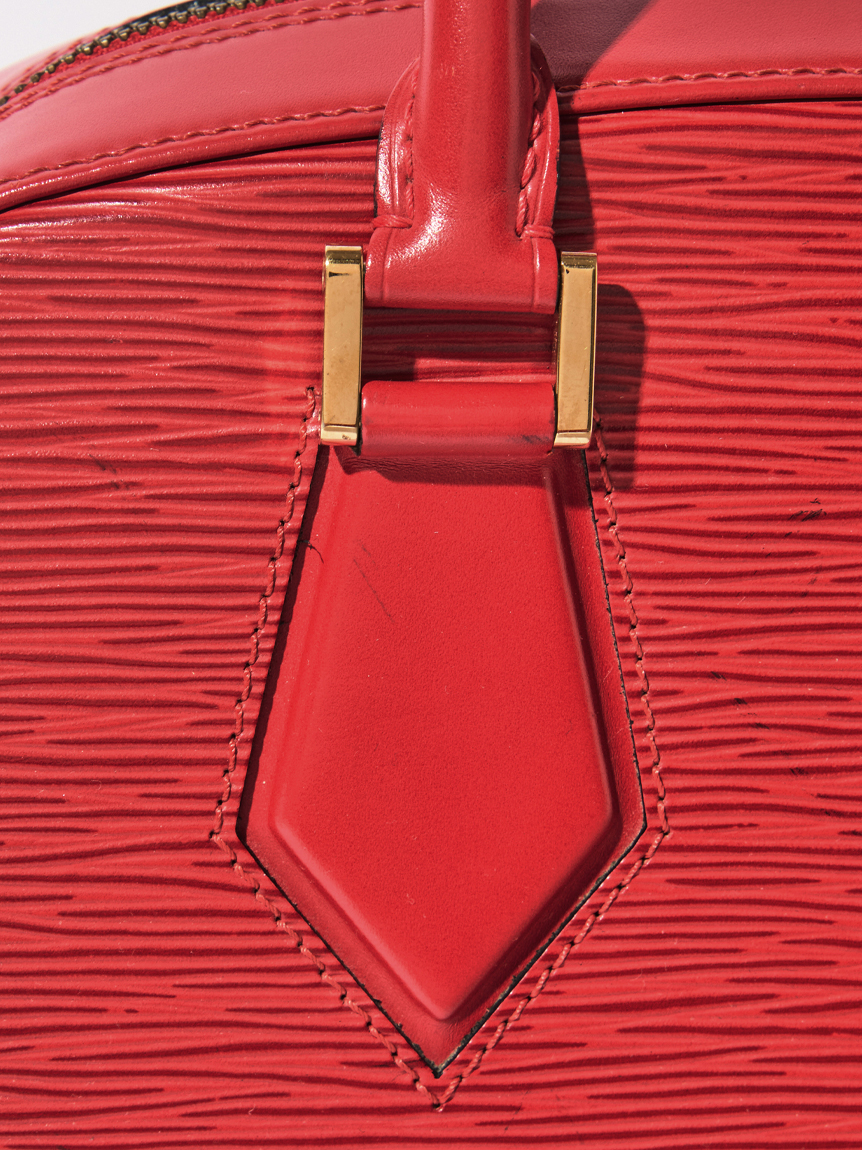 Louis Vuitton エピ ポンヌフ(ヴィンテージバッグ)｜ヴィンテージ商品