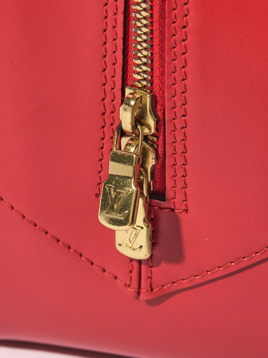 Louis Vuitton エピ ポンヌフ(ヴィンテージバッグ)｜ヴィンテージ商品