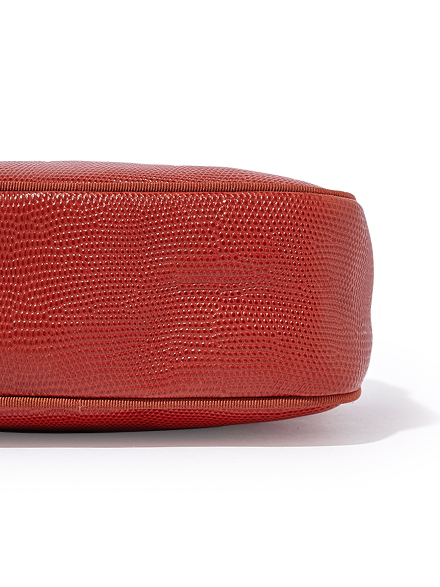 Salvatore Ferragamo ヴァラ型押リザードショルダー