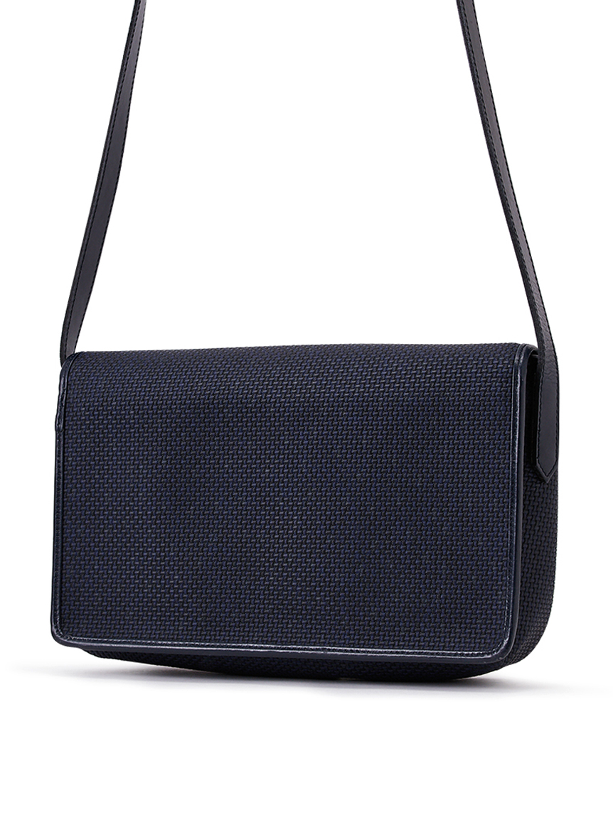 YSL カサンドラロゴPVCショルダー(ヴィンテージバッグ YSL カサンドラロゴPVCショルダー(ヴィンテージバッグ
