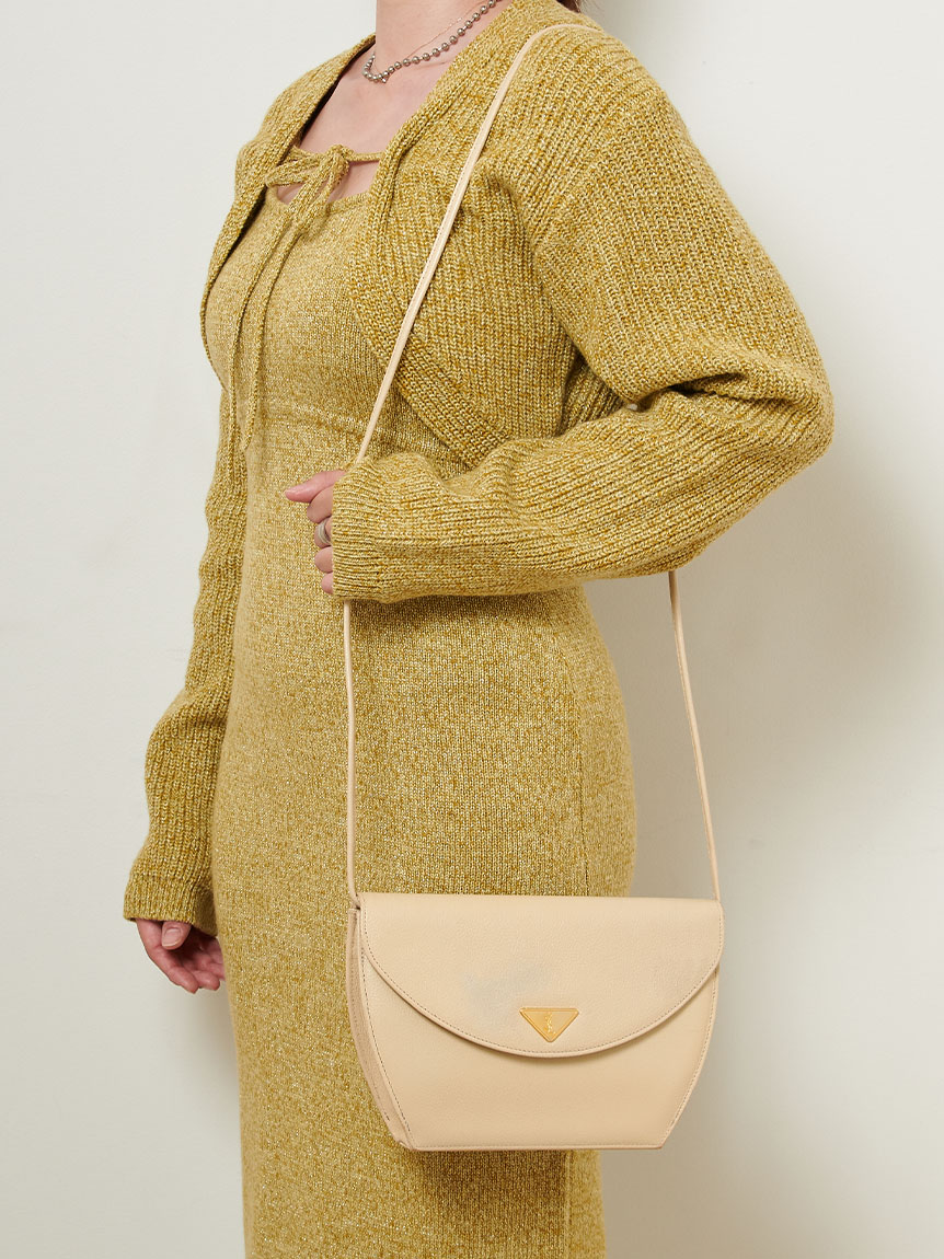 サンローラン カサンドラ ロゴ ショルダーバッグ 関税込 YSL カサンドラロゴPVCショルダー(ヴィンテージバッグ