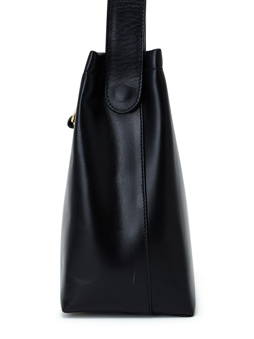 Salvatore Ferragamo ヴァラカーフショルダー(ヴィンテージバッグ 