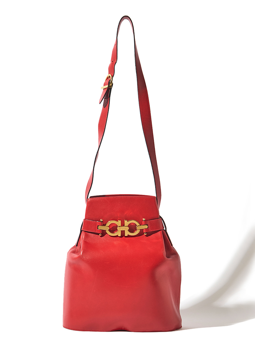 Salvatore Ferragamo ガンチーニ巾着ショルダー(ヴィンテージバッグ