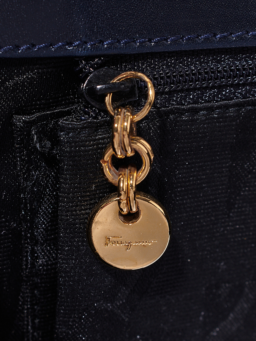 Salvatore Ferragamo ヴァラカーフハンドバッグ(ヴィンテージ