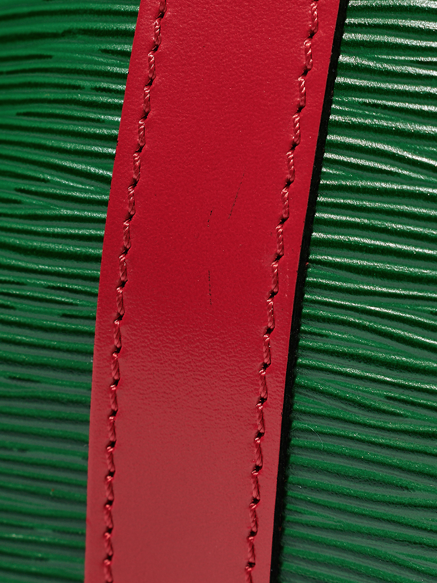 Louis Vuitton エピ プチノエ(ヴィンテージバッグ)｜ヴィンテージ商品