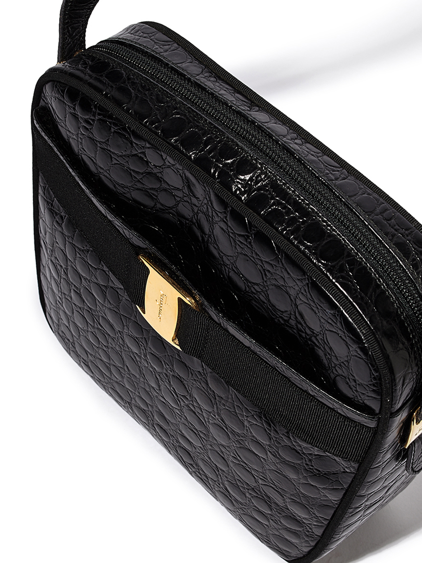 フェラガモ　ヴァラ　クロコ　ショルダーバッグ　ヴィンテージ Salvatore Ferragamo ヴァラ型押クロコショルダー(ヴィンテージ